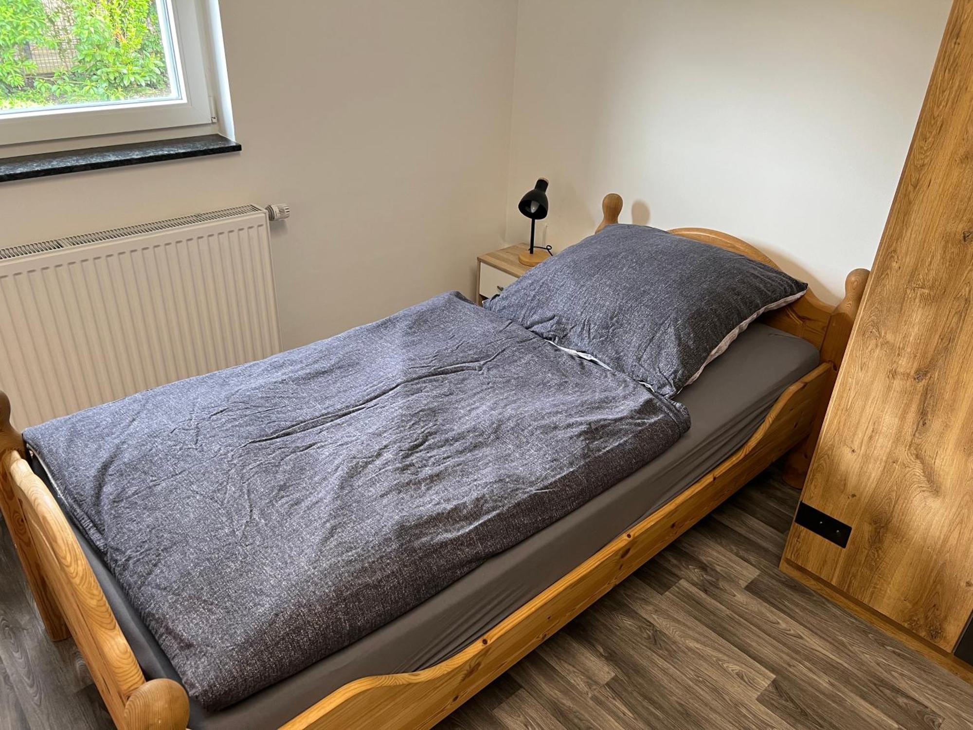 Bungalow Neuss Buitenkant foto